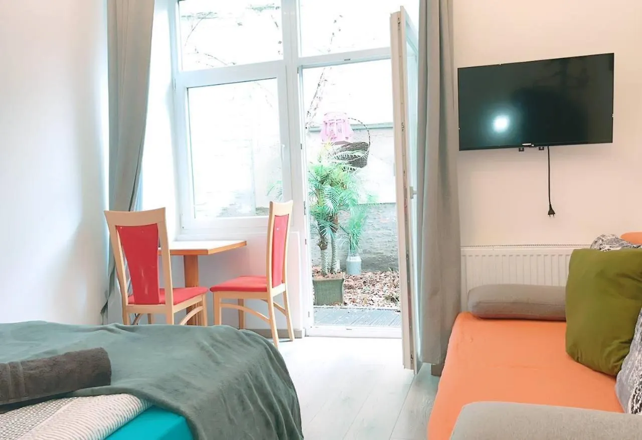Apartment Comfort Triple Room Hn Vienna Austria