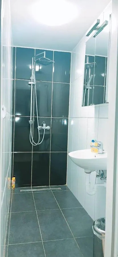 Comfort Triple Room Hn Vienna Apartment